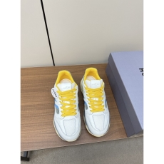 Hogan Sneakers